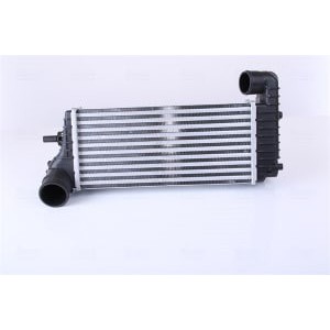 Intercooler, compresor NISSENS