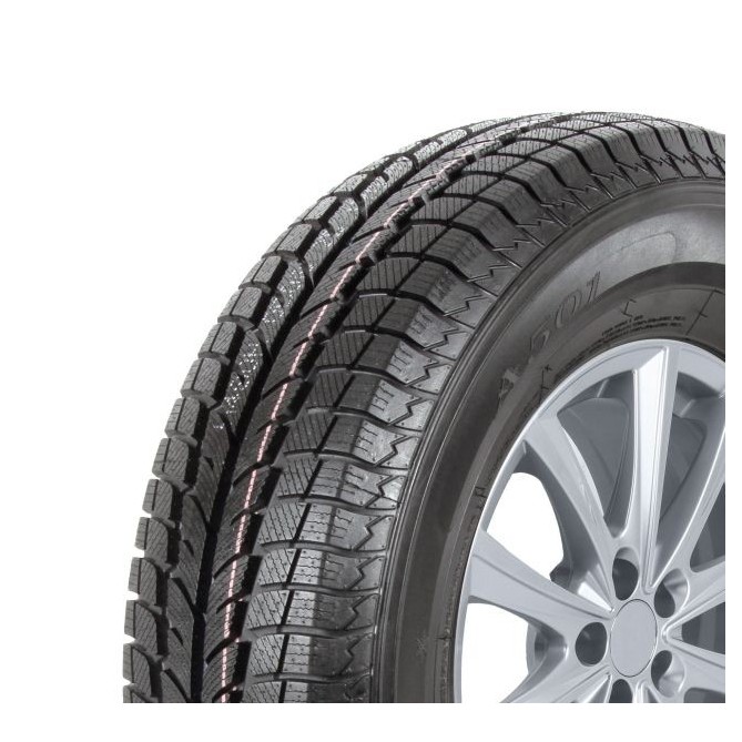 Anvelope iarna SUV/4x4 D C 72.0 dB APLUS